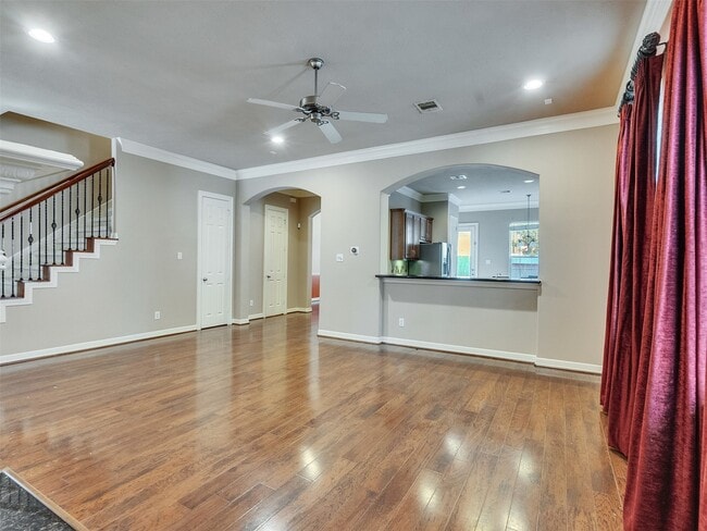 1502 Olive Pl