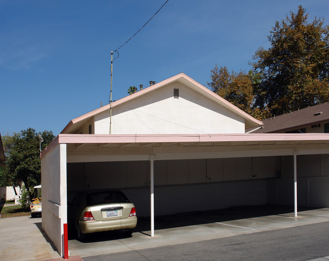 Casa De Jerardo in Riverside, CA - Building Photo - Building Photo