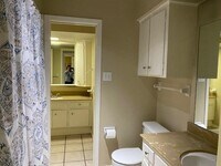 2744 Briarhurst Dr photo'