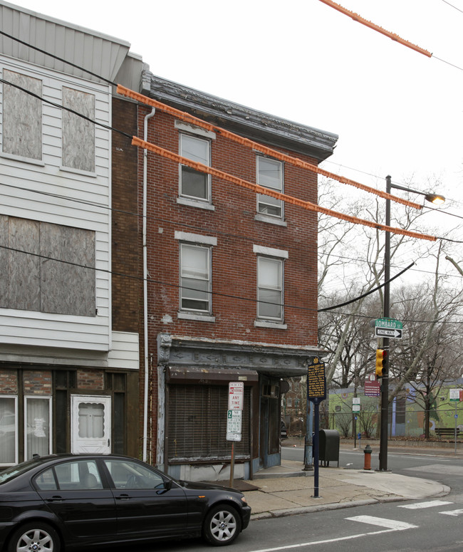542 Lombard St in Philadelphia, PA - Foto de edificio - Building Photo