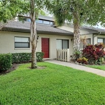 70 Joanne Pl in Oldsmar, FL - Building Photo