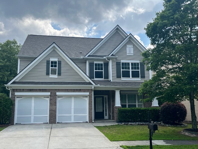 property at 2501 Southhaven Ln