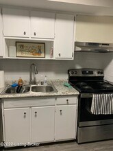 2707 Riedling Dr in Louisville, KY - Building Photo - Building Photo