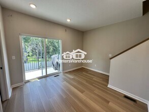 8692 Kenyon Ct NE in Minneapolis, MN - Building Photo - Building Photo