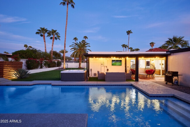property at 6612 E Presidio Rd