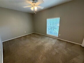 10126 Fernstone Ln in Houston, TX - Building Photo - Building Photo