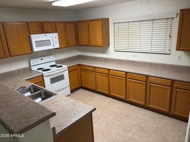 9591 N 81st Dr in Peoria, AZ - Building Photo - Building Photo
