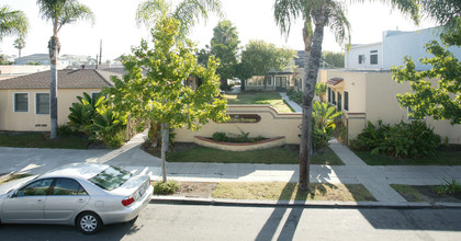 Park Garden Cottages in San Diego, CA - Building Photo - Building Photo