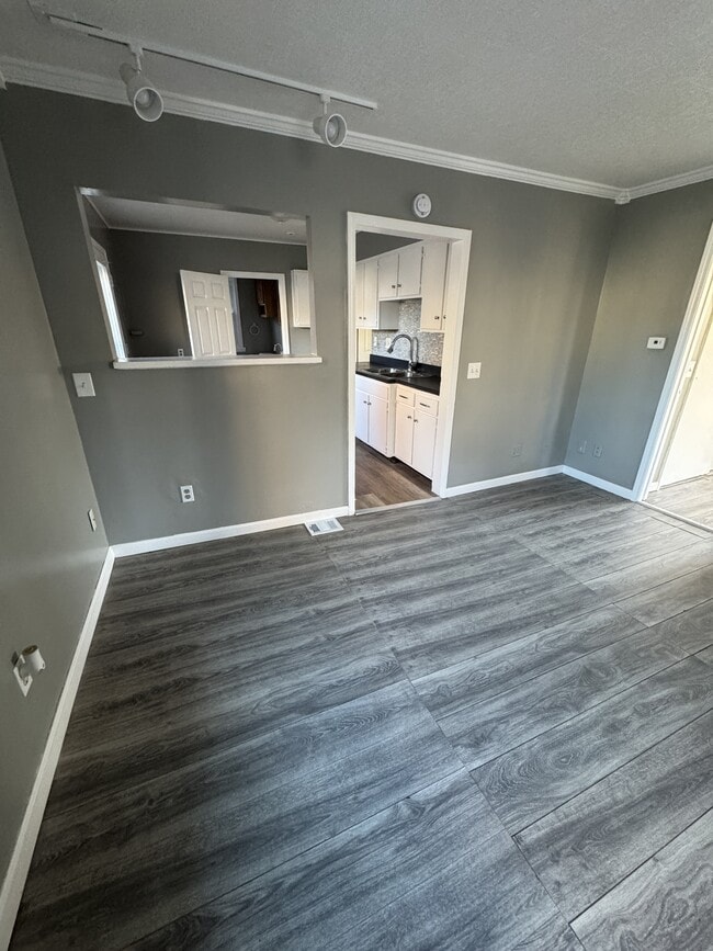 225 Haviland Park in Rochester, NY - Building Photo - Building Photo