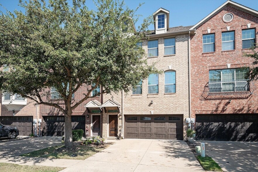 1457 Fox Run Dr in Irving, TX - Building Photo