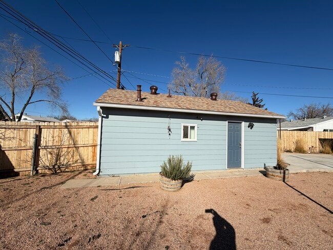 property at 1535 N 20th St