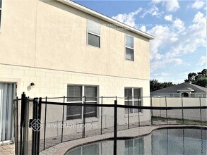 490 Danube Dr in Poinciana, FL - Building Photo - Building Photo