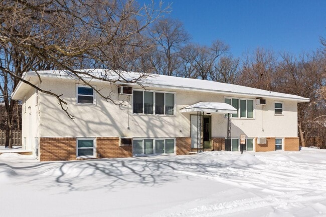 27 97th Ave NW in Coon Rapids, MN - Building Photo - Building Photo