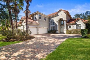 213 Chadwick Dr in Davenport, FL - Building Photo