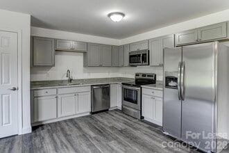 167 Quinn Hill Ln in Mars Hill, NC - Building Photo - Building Photo