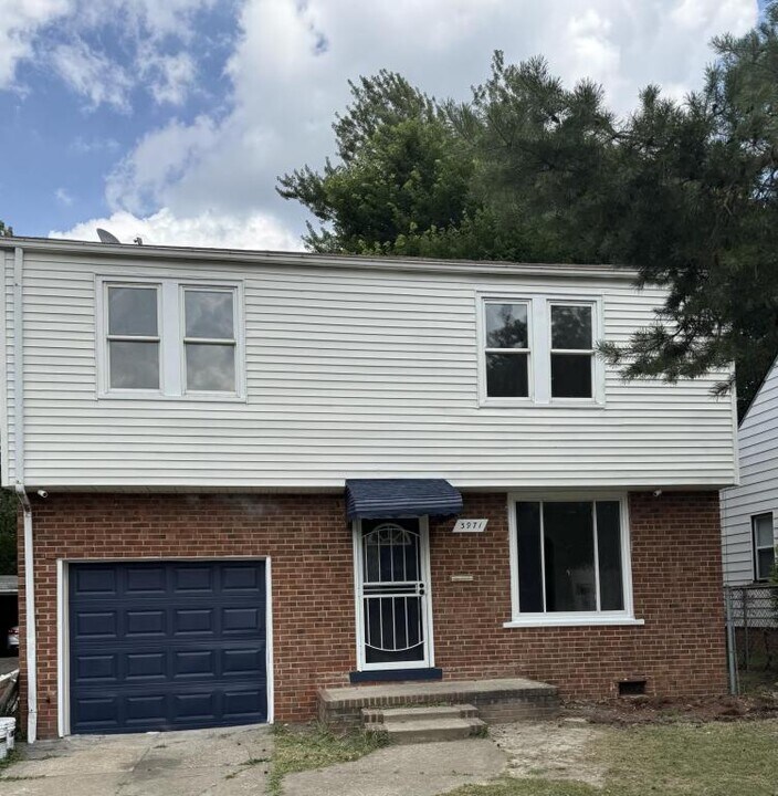 3971 E 177th St in Cleveland, OH - Building Photo
