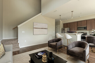 ENCLAVE TOWNHOMES in Meridian, ID - Foto de edificio - Building Photo