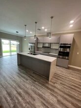 2033 Greenbriar Ter in Davenport, FL - Building Photo - Building Photo