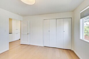 316 Moraga St in San Francisco, CA - Building Photo