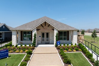 Northpointe in Fort Worth, TX - Foto de edificio - Building Photo