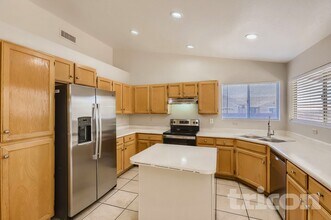 8511 W Orange Dr in Glendale, AZ - Building Photo - Building Photo