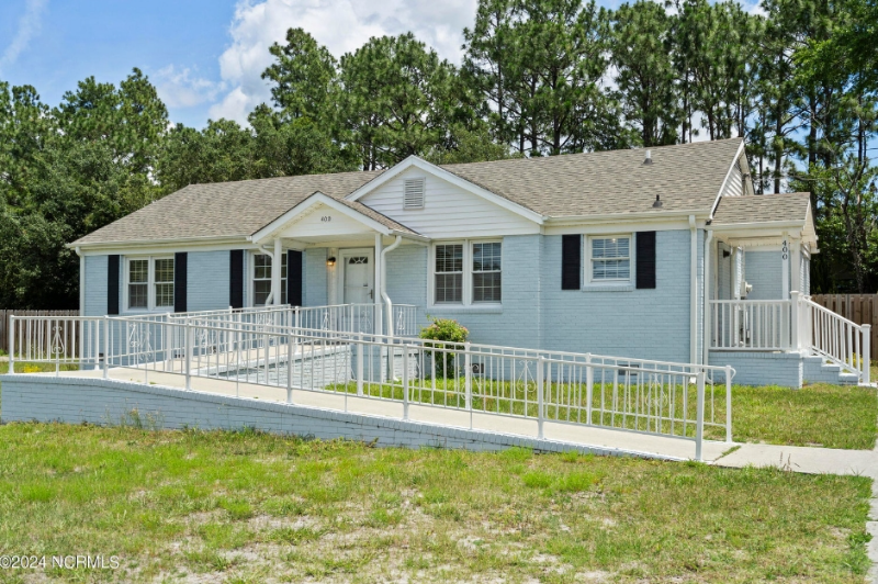 400 Judges Rd in Wilmington, NC - Building Photo