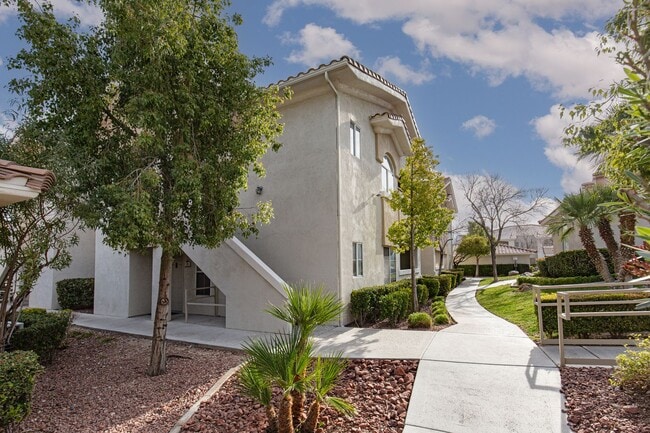 10109 Jacob Pl in Las Vegas, NV - Building Photo - Building Photo