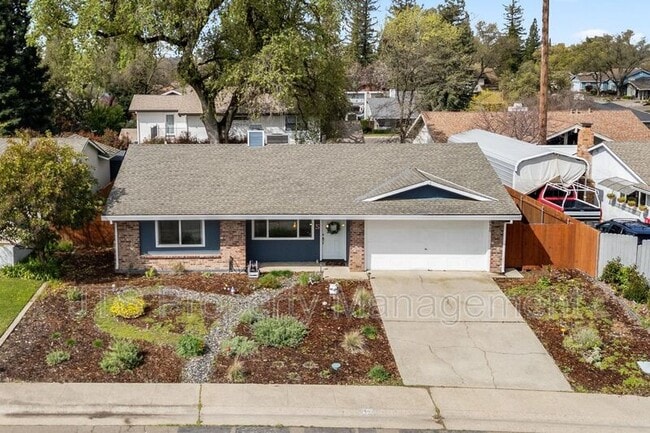 6449 Feliciter Way in Citrus Heights, CA - Building Photo - Building Photo