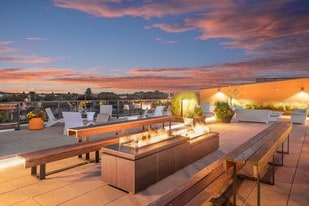 The Wilmore in Portland, OR - Building Photo