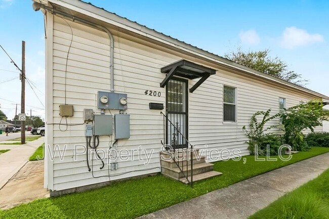 property at 4200-4202 5th St