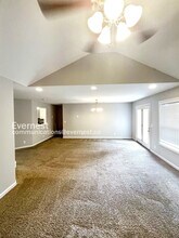 3740 N Jot Dr in Clarksville, TN - Building Photo - Building Photo