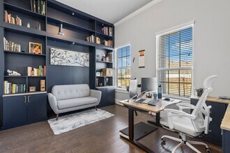 2311 Pale Star Dr in Conroe, TX - Building Photo - Building Photo