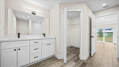 2321 NW 30th Terrace in Cape Coral, FL - Building Photo - Building Photo