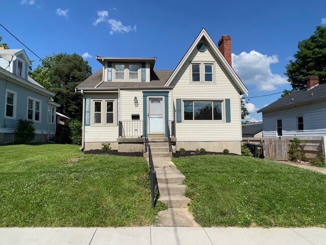 property at 6816 Park Ave