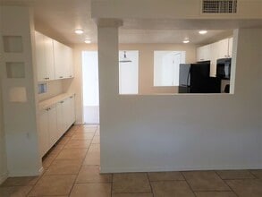 1144 E Mission Ln in Phoenix, AZ - Building Photo - Building Photo