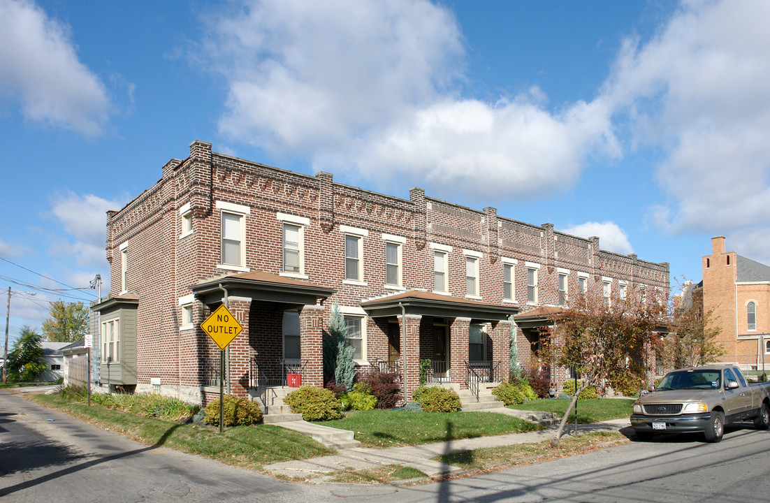 1331-1343 Bruck St in Columbus, OH - Foto de edificio