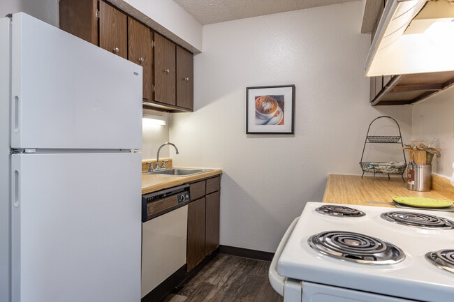 Suson Pines in St. Louis, MO - Foto de edificio - Interior Photo
