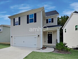 121 Cobblestone Dr in Dallas, GA - Building Photo