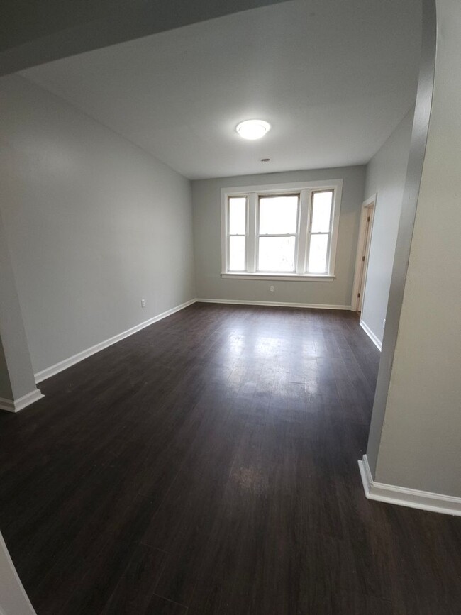 property at 3432 W 21st St