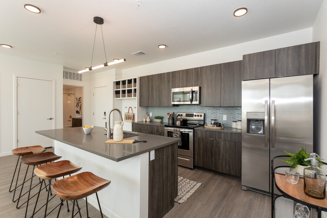 Claro at High Point in Aurora, CO - Building Photo