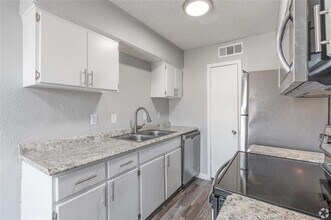 2728 N Buckner Blvd in Dallas, TX - Building Photo - Building Photo