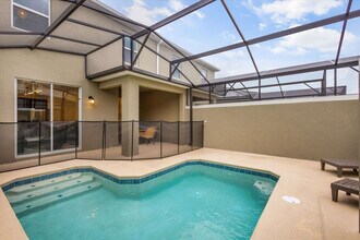 2464 Reading Trail in Kissimmee, FL - Building Photo - Building Photo
