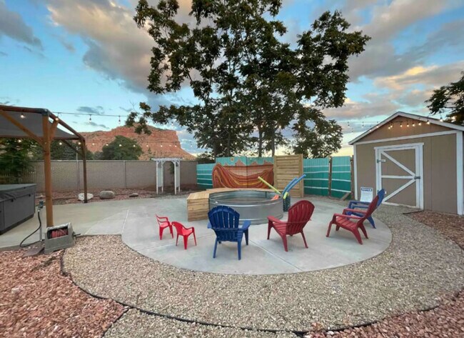 170 E 100 N in Kanab, UT - Building Photo - Building Photo