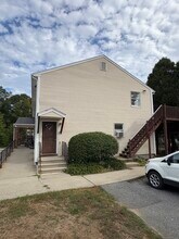 14 Fairway Dr in Ledyard, CT - Building Photo - Building Photo
