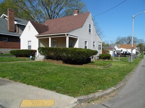 107 Southport Dr in Lexington, KY - Building Photo - Building Photo