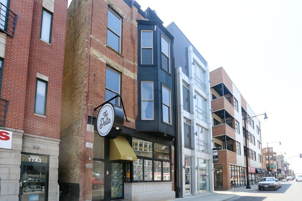 1745 W North Ave, Unit M03H in Chicago, IL - Building Photo