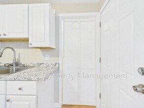 9042 Maple Grove Rd in Windham, OH - Building Photo - Building Photo