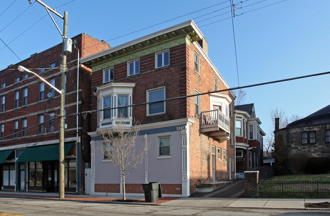 3712 Eastern Ave in Cincinnati, OH - Building Photo