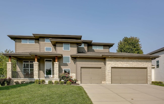 property at 5816 S 171st St