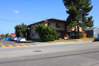 2540 New Ave in Rosemead, CA - Foto de edificio - Building Photo